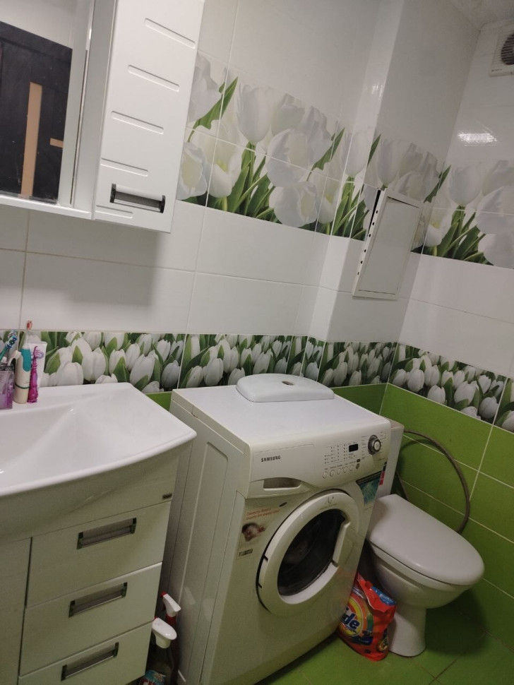 Продается 2 - х комнатная квартира, ул. Бирюзова арт 4205