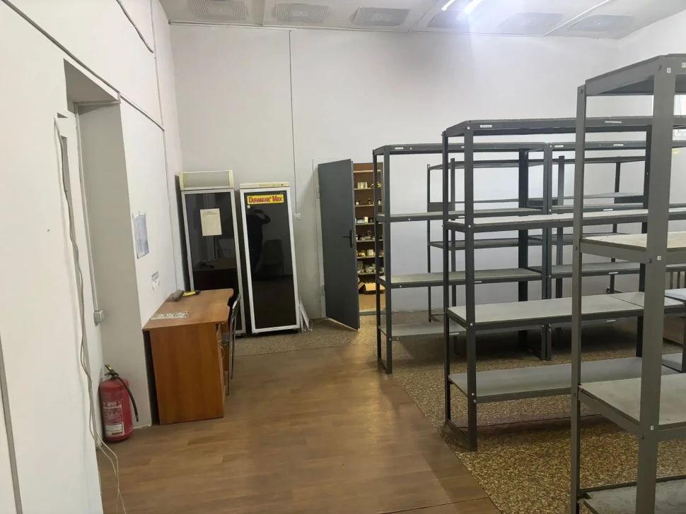 Продаётся коммерческое помещение, ул. Куйбышева, ориентир пр.-т Александра Матросова, арт. 5319