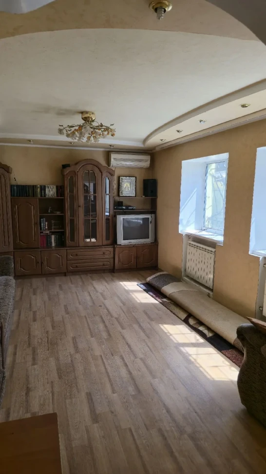 Продается 2-х уровневый дом, ул. Волочаевская, арт. 5234