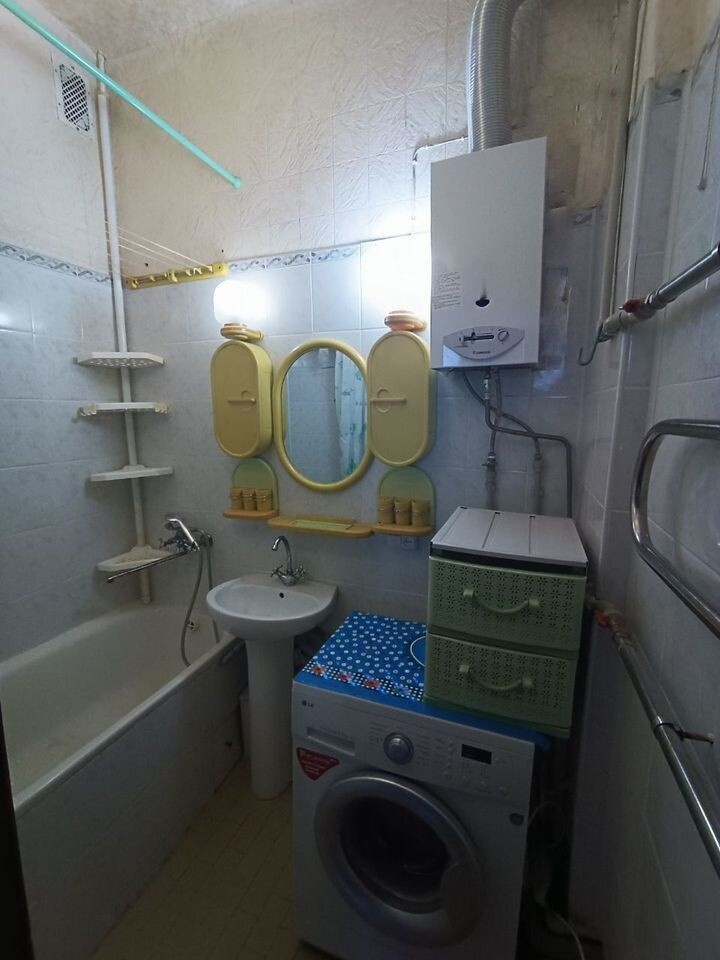 Продается 2 - х комнатная квартира, ул. Очаковская арт 3360