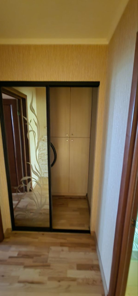 Продаю 3 - х комнатную квартиру, пр. Мира 53а