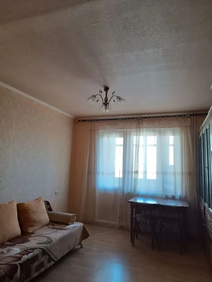 Сдается 2 - х комнатная квартира, пр.-т 25-летия РККА, арт. 542