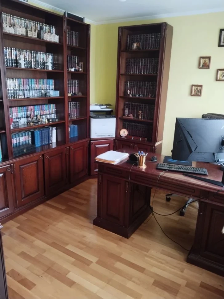 Продается 4 - х комнатная квартира, ул. Университетская дом 118 Б, арт. 5332