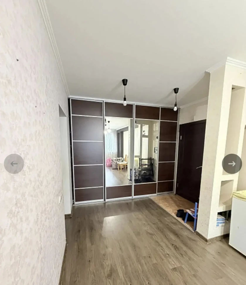 Продается 3 - x комнатная квартира, ул. Полоцкая, ориентир "Караван", арт. 5338