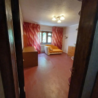 Продается 2 - х этажный дом, ул. Коршунова, арт. 5871