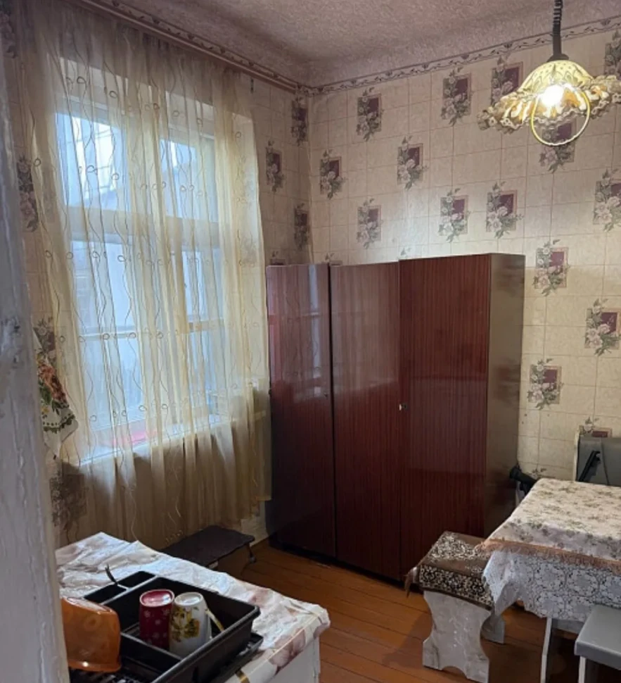 Продается 1-комнатная квартира на земле, ориентир парк им. Петровского, арт. 5341