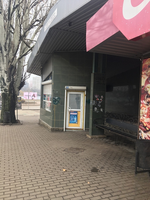 Сдается отдельно стоящее помещение(торговый киоск), пр-т Ильича, остановка общественного транспорта "Набережная", арт. 6257