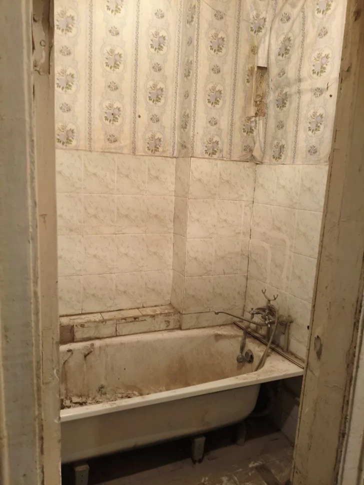 Продается 2 - х комнатная квартира, ул. Листопрокатчиков, дом 7, арт. 5504