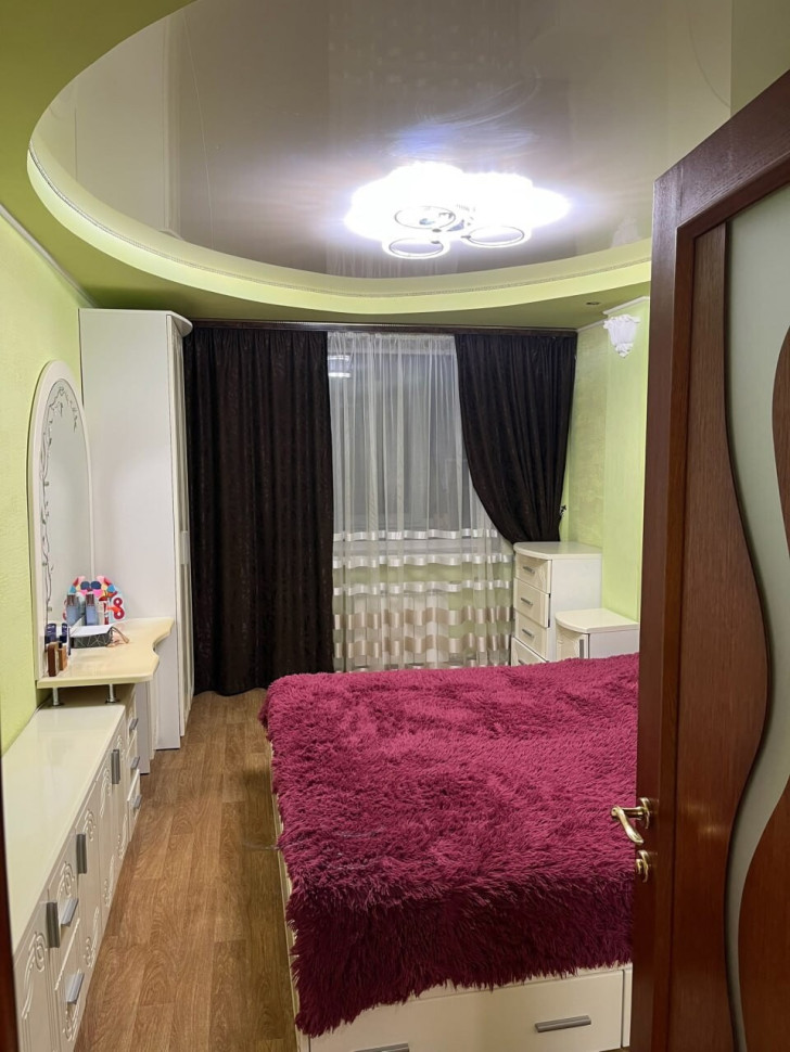 Продается 3 - х комнатная квартира, ул. Лизы Чайкиной арт 3453