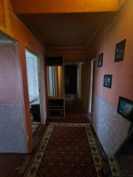 Продается 4 - х комнатная квартира, пл. Петровского, арт. 4910