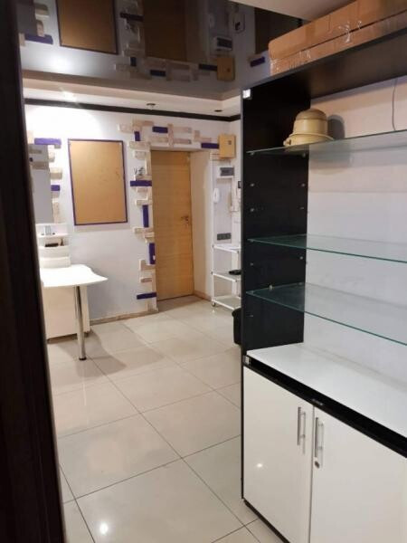 Сдается салон красоты, ул. Университетская арт 2751