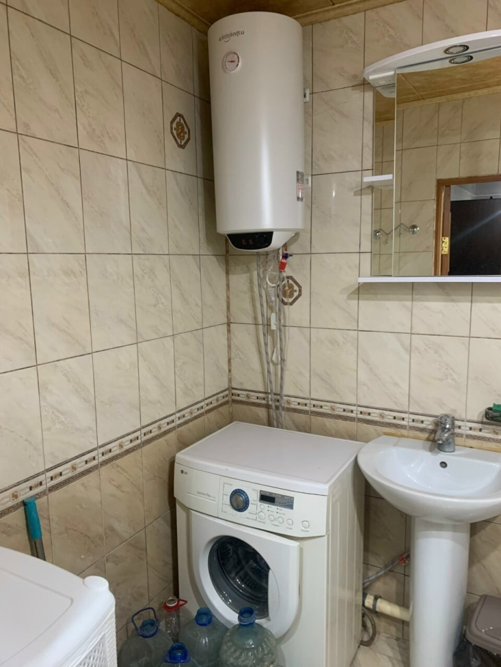 Продается 1 комнатная квартира, Азотный арт 4542
