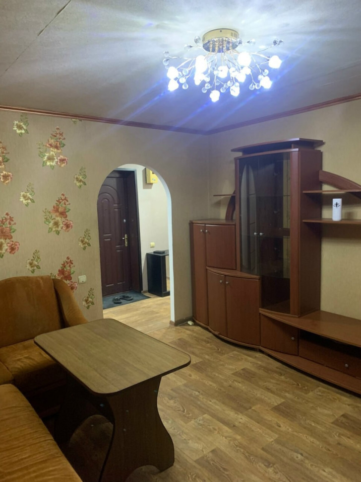 Продается 1 комнатная квартира, Азотный арт 4542