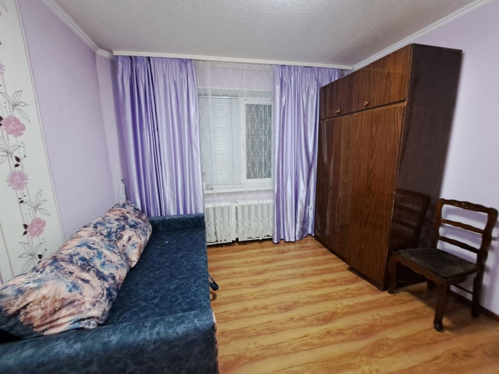 Продается 2 - х комнатная квартира, Цветочный арт 2701
