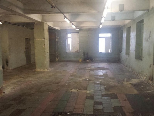 Продаю двухэтажное здание, ул. Кирова арт 2165