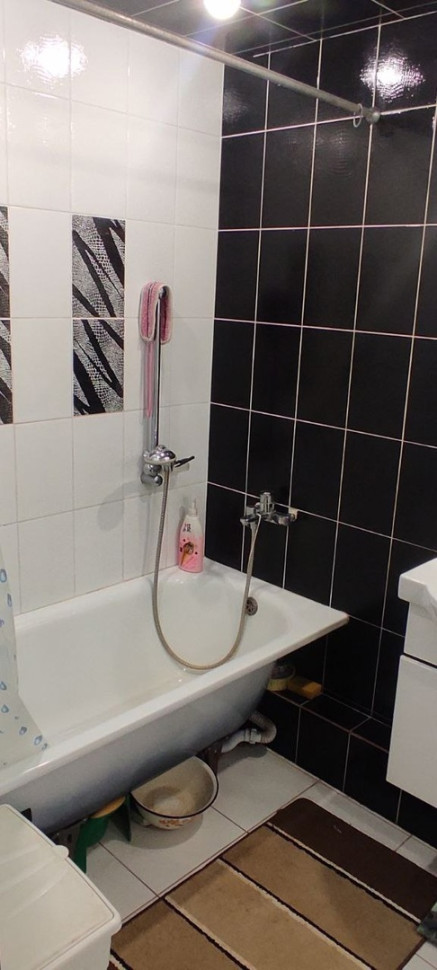 Продается 3 комнатная квартира, Азотный 