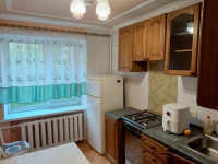 Сдается 3 - х комнатная квартира, пр.-т Комсомольский, ориентир "Набережная", арт. 338
