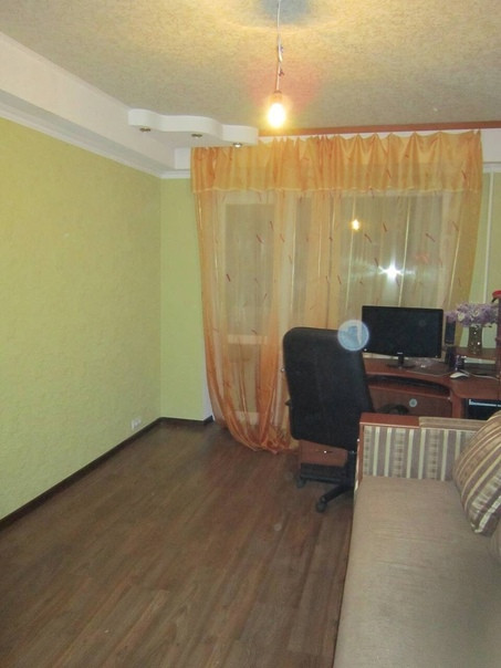 Продается 3 - х комнатная квартира, пл. Свободы арт 2350