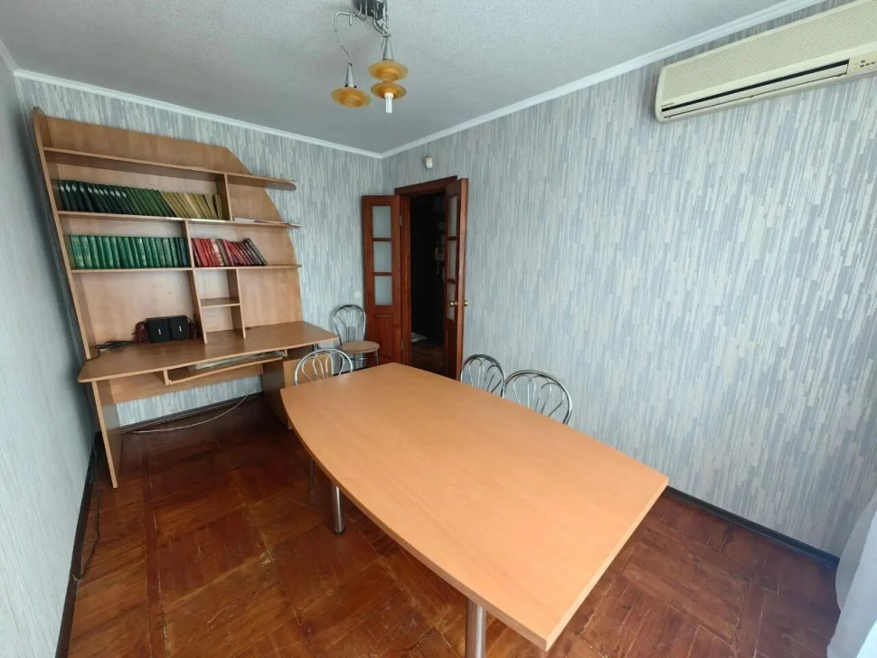 Сдается 4-х комнатная квартира, ориентир "Крытый рынок", арт. 548