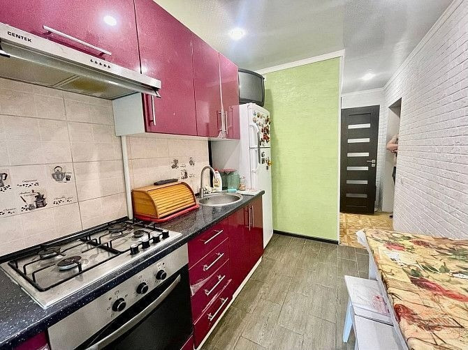 Продается 3 - х комнатная квартира, ул. Политбойцов арт 2295