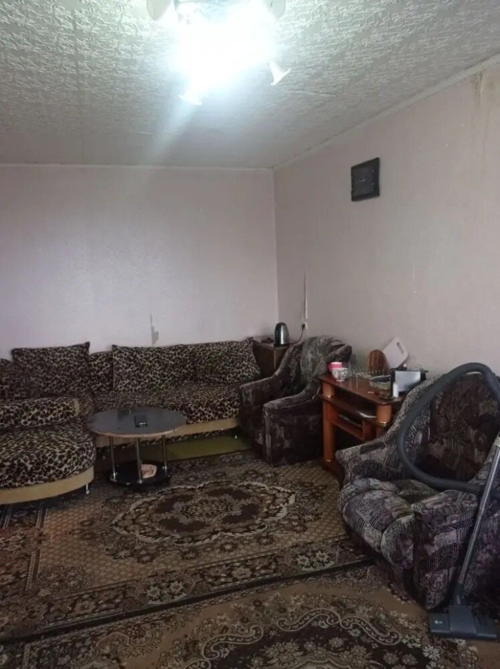 Продается 3 - х комнатная квартира, ориентир пл. Бакинских Комиссаров, арт. 5768