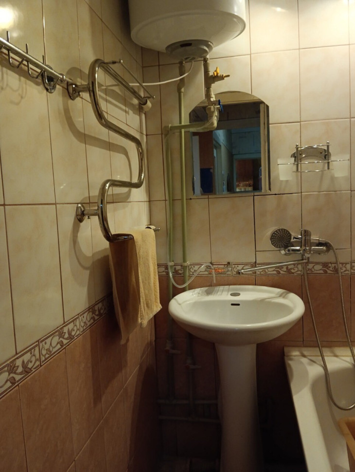 Продается 3 - х комнатная квартира, Мирный арт 3712