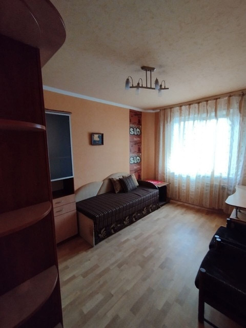 Продается 2 - х комнатная квартира, ул. Артема (Спортмакс) арт 3194