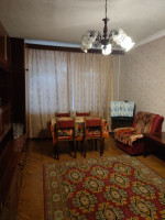 Продается Крупногабаритная 2 - х ком. квартира. Обкомовский дом